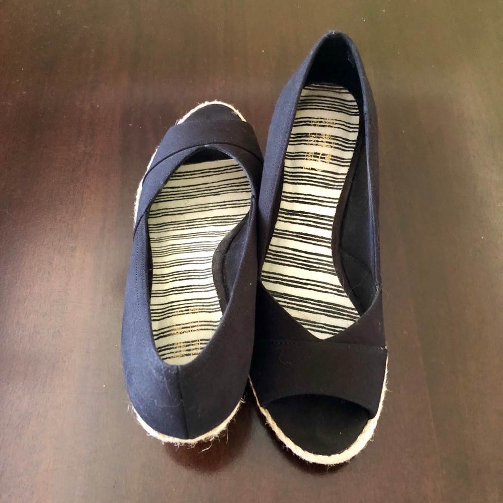 Black Open Toe Espadrille Wedges